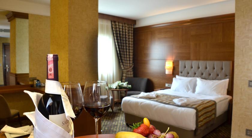 Adranos Hotel 부루사 외부 사진