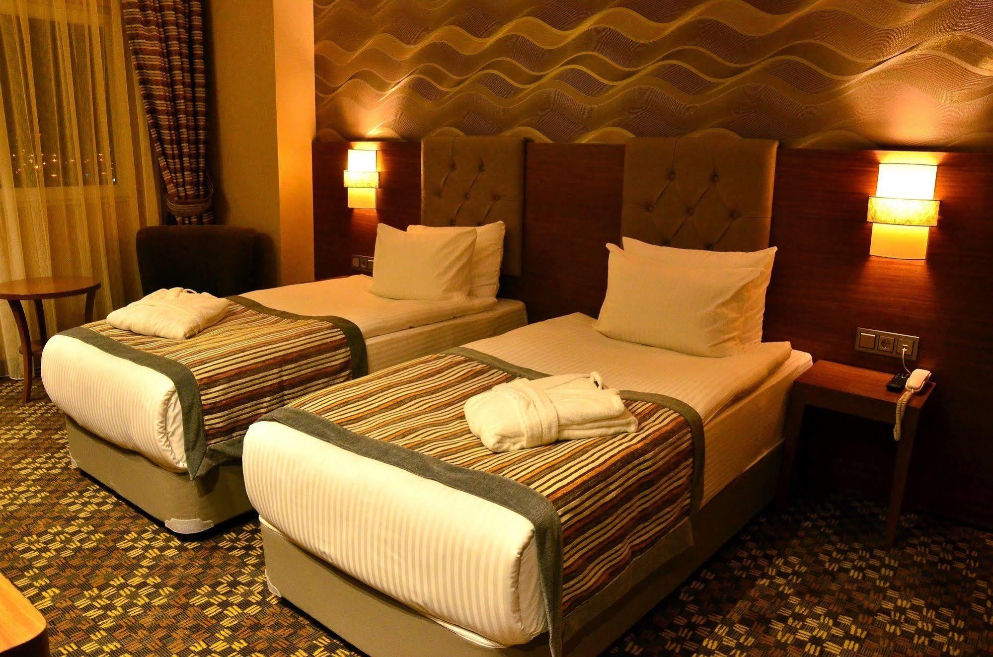 Adranos Hotel 부루사 외부 사진